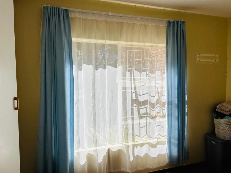 3 Bedroom Property for Sale in Langenhovenpark Free State